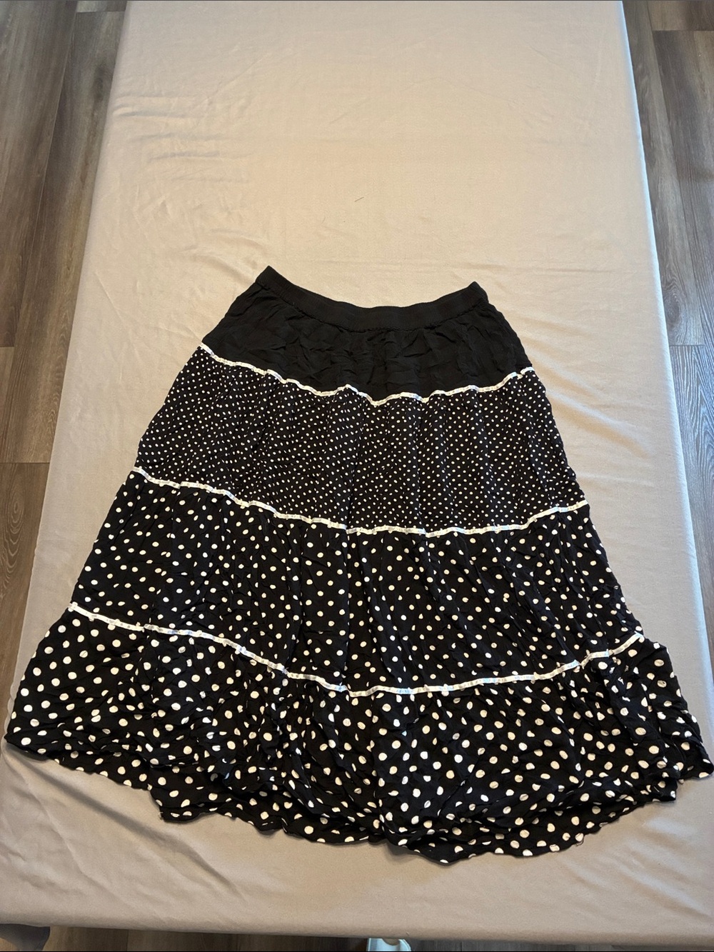 Cathy Daniels Black and White Polka Dot Tiered Midi Skirt with Ruffle Bands